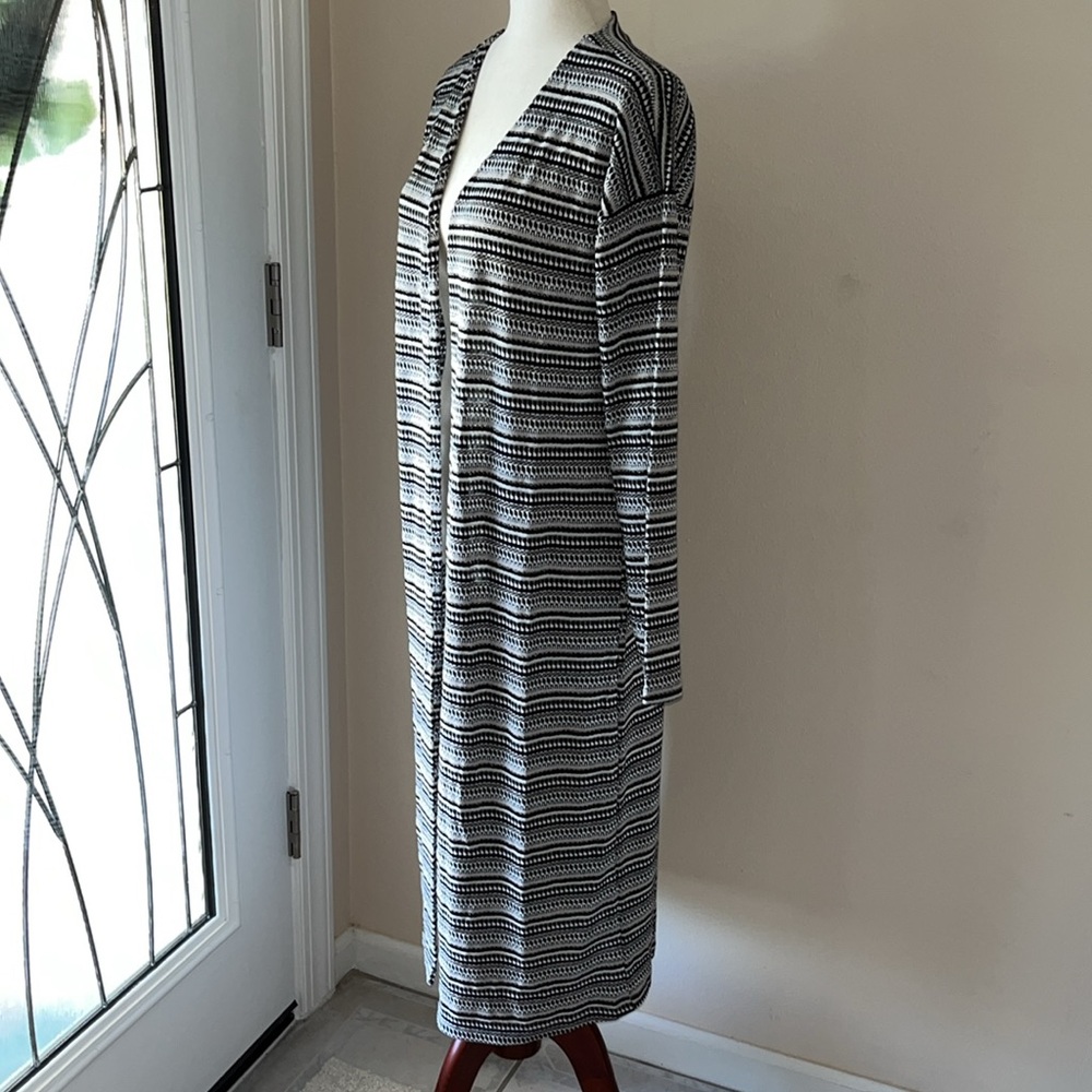 Bobeau Jacquard Stripe Knit Cardigan - Picture 7 of 9